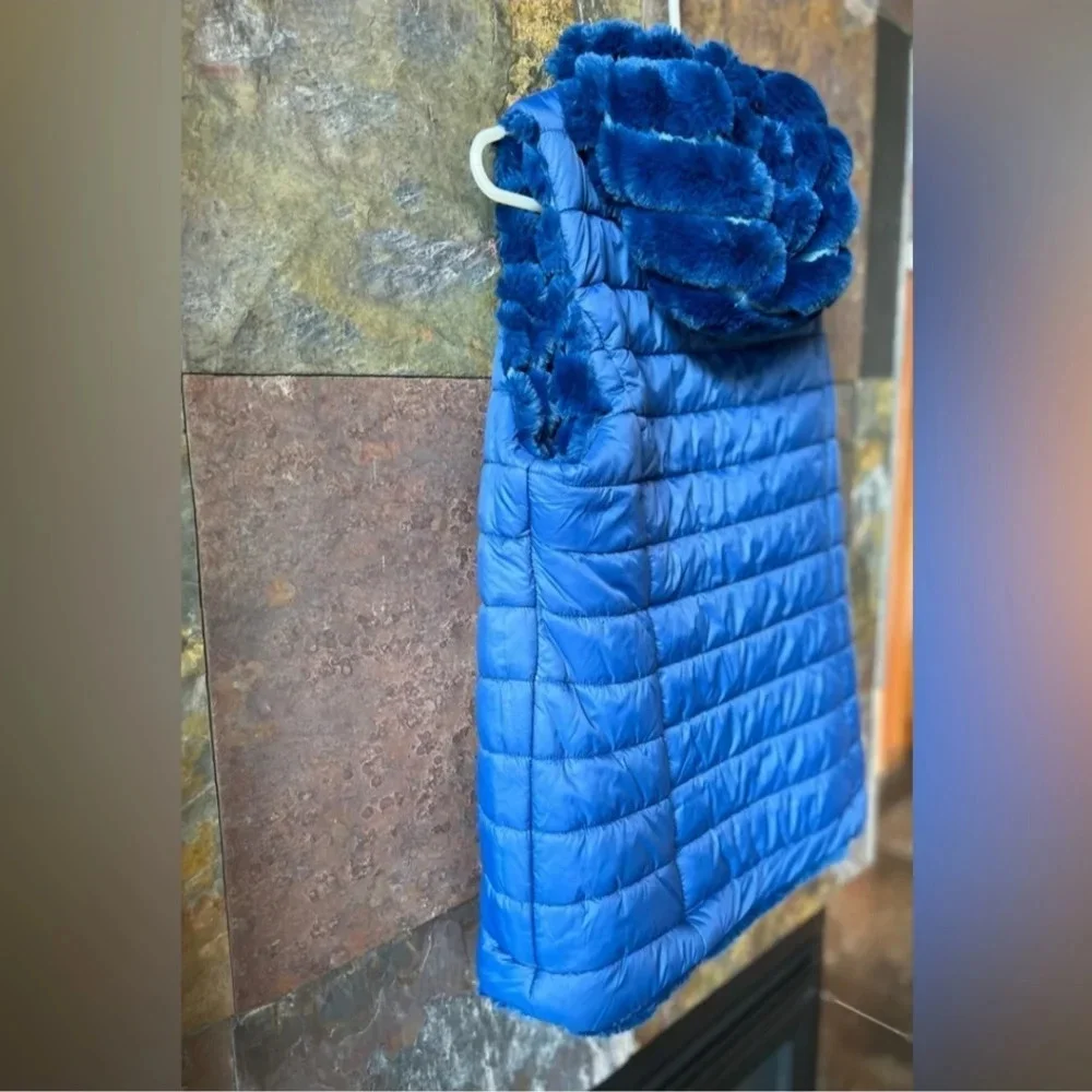 Soft Surroundings Rich Blue Plush Faux Fur Reversible‎ Vest